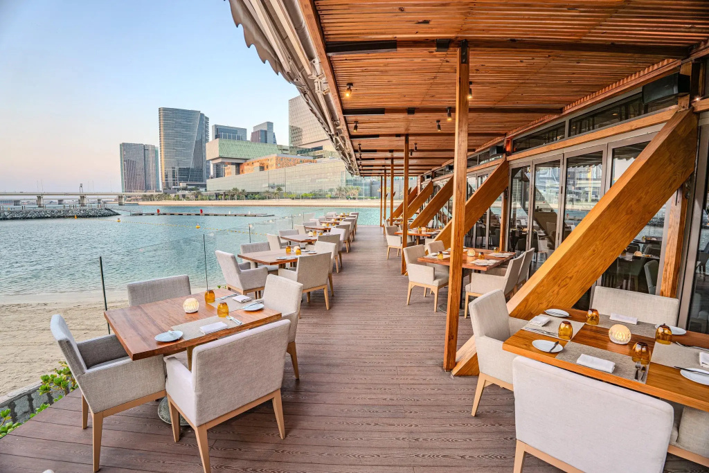 Beach Rotana Residences