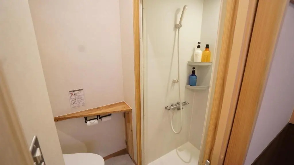 Poly Hostel 2 Namba