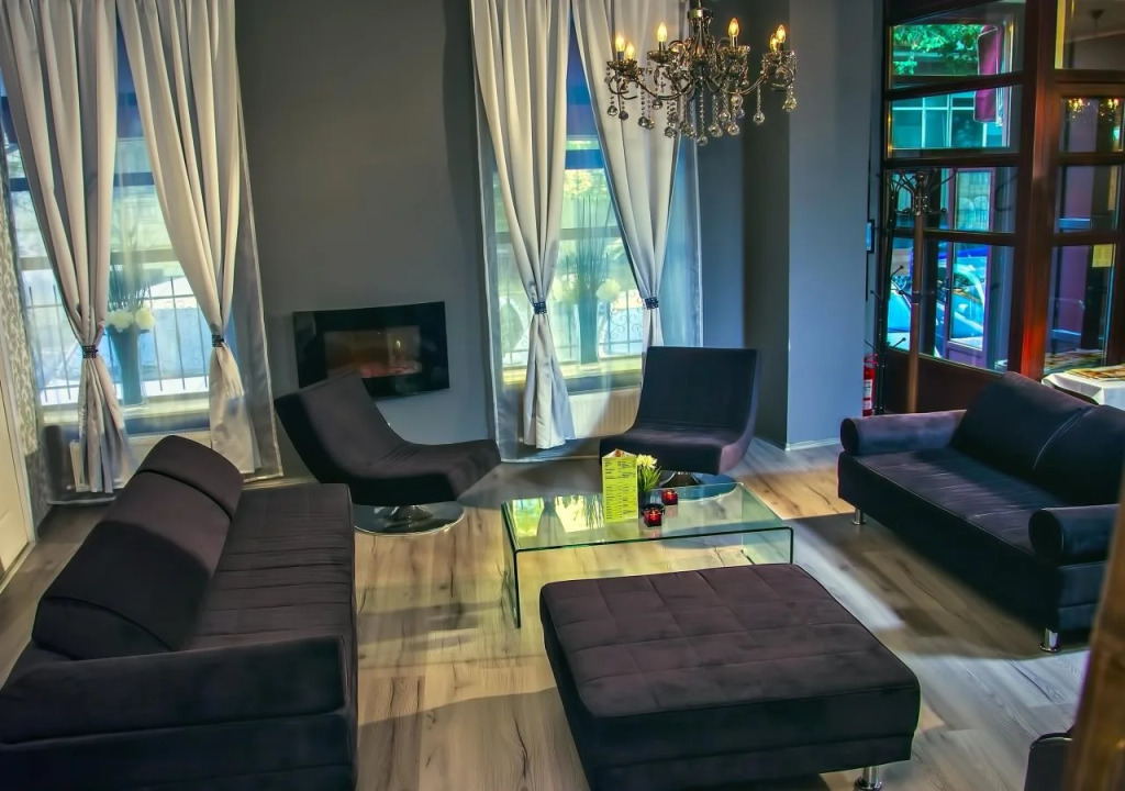 Hotel Trianon