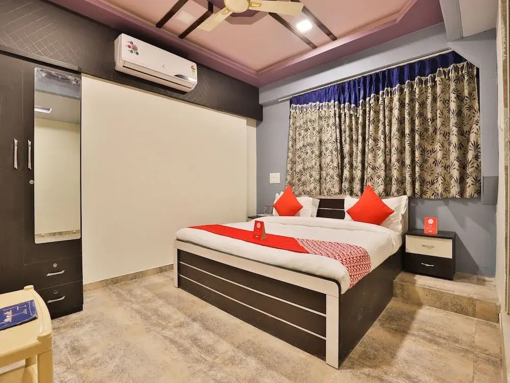 OYO 12182 Hotel Shekhawat Palace