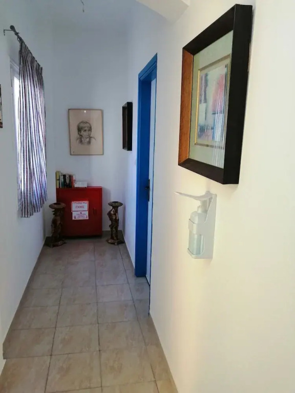 Marousi Rooms