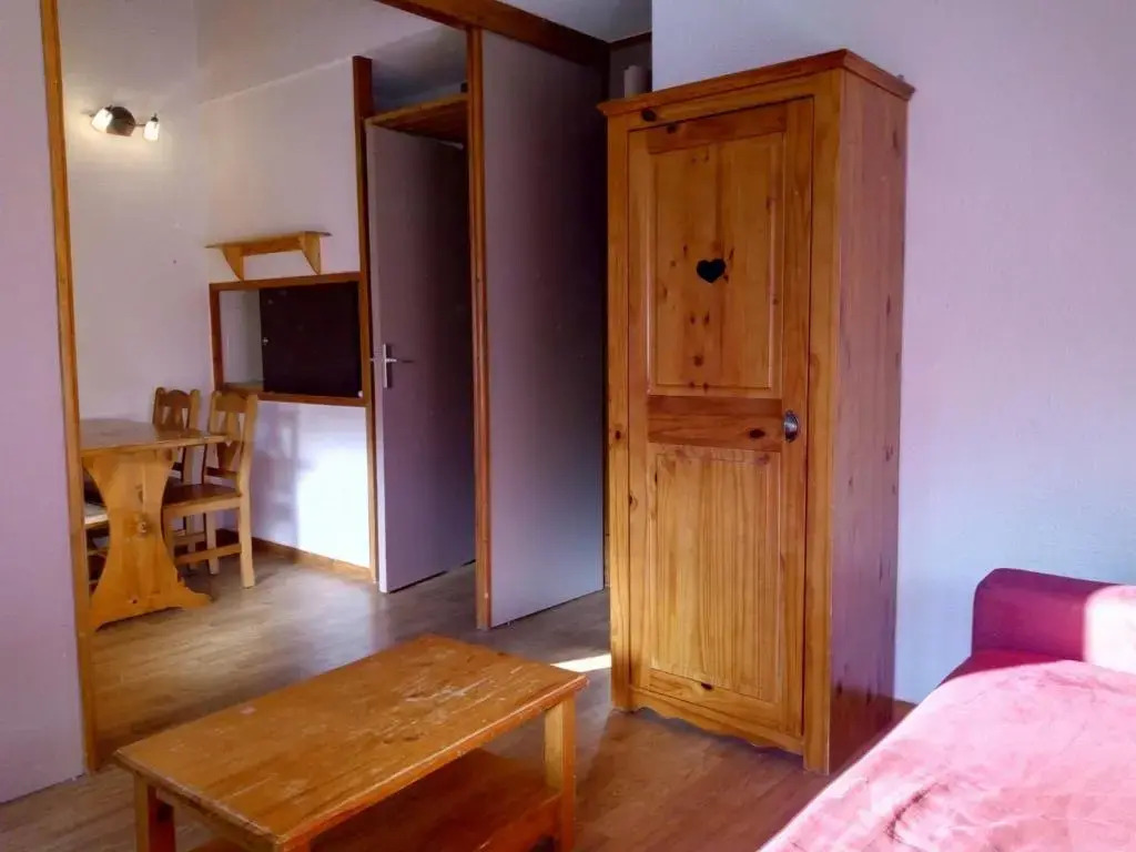 Appartement Méribel, 1 pièce, 4 personnes - FR-1-355-178