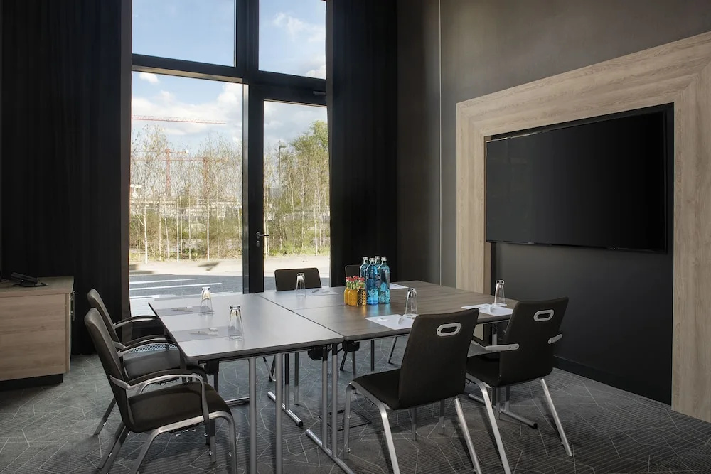 Holiday Inn Frankfurt Airport by IHG