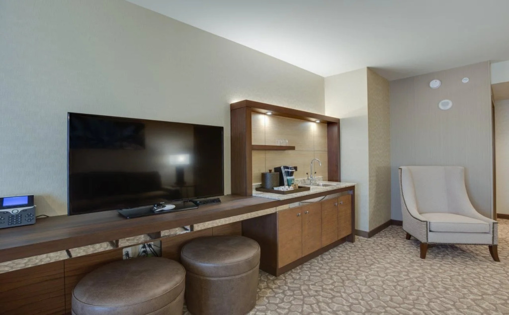 Cliff Castle Casino Hotel