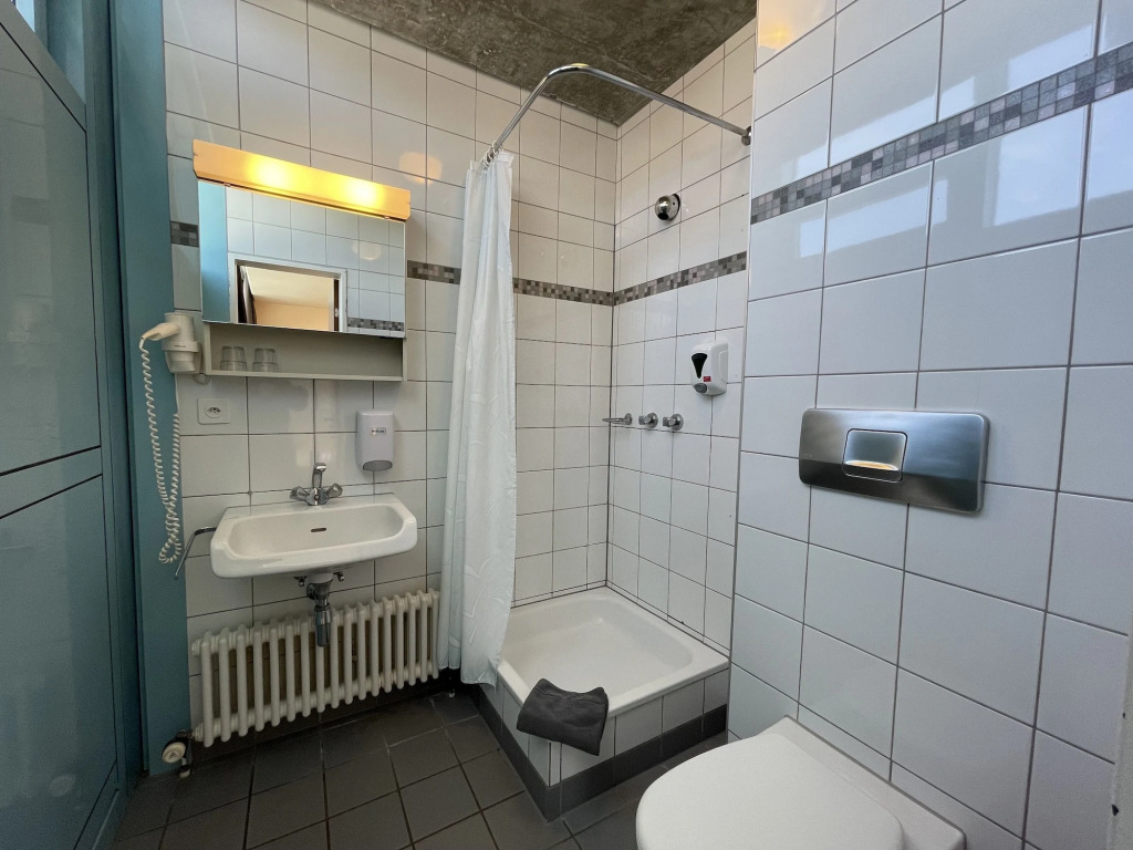 Geneva Hostel