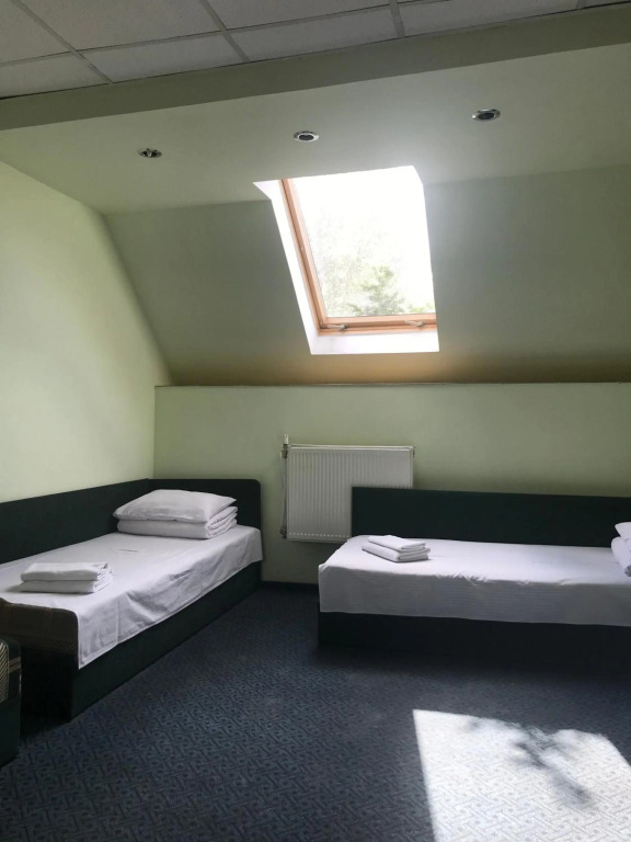 Hotel 18