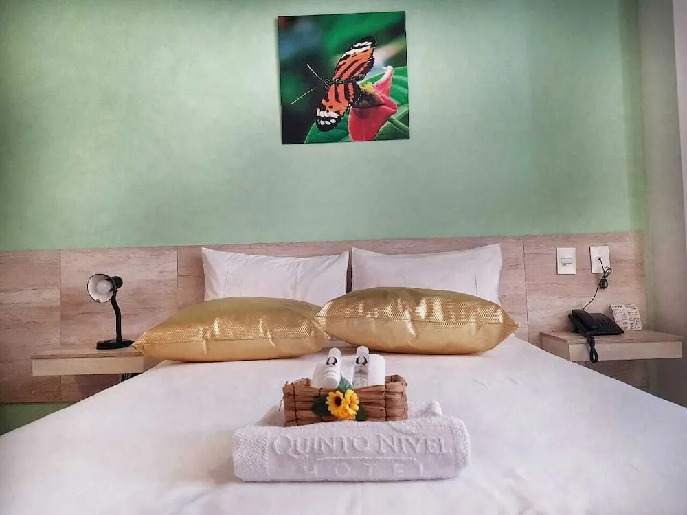 Hotel Quinto Nivel