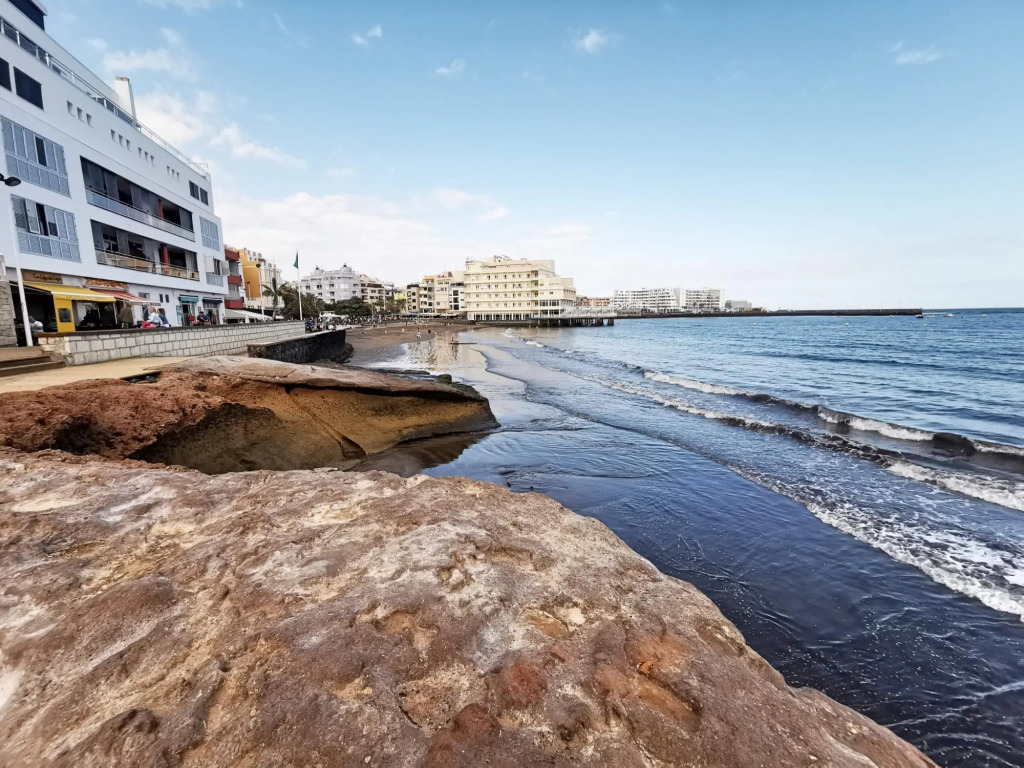 Home2Book Bright Penthouse Médano, Terrace & Pool