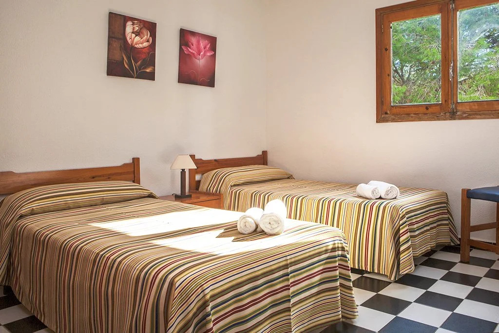 Apartamentos Es Pujols - Emar Hotels