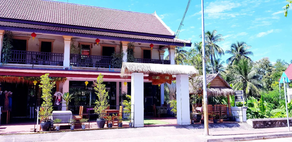 The World Hotel