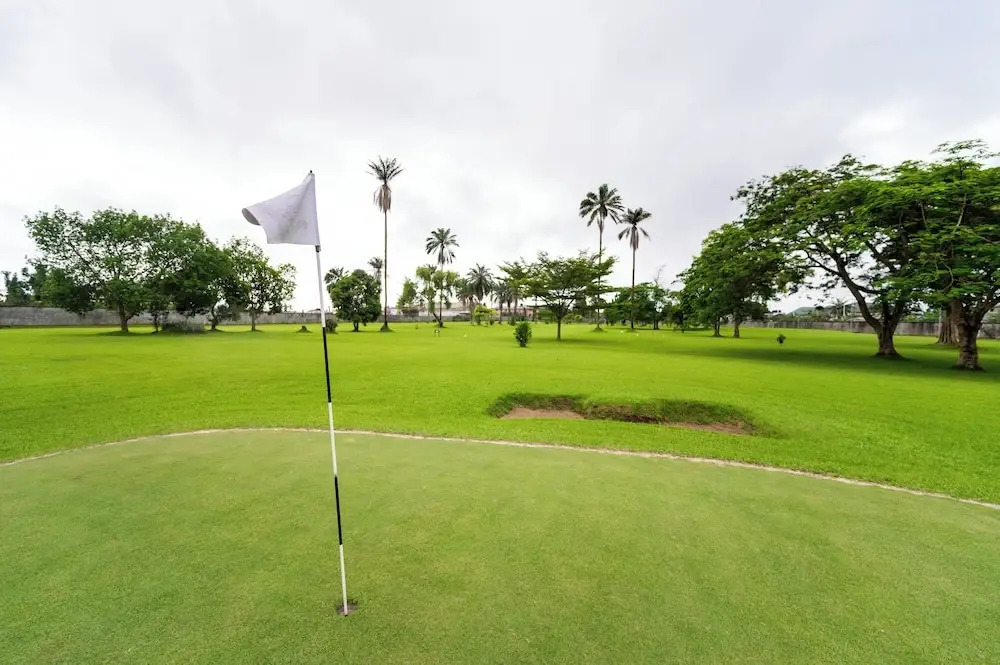 Heliconia Park Hotel & Golf Resort
