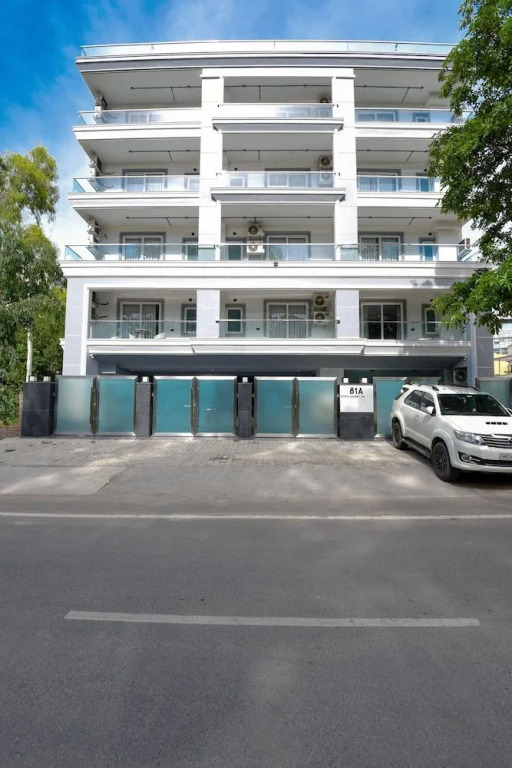 BedChambers Aparthotels - DLF Cyber City