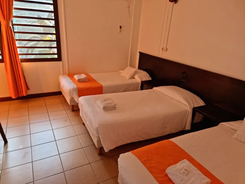 Hotel Oasis de Kiamu
