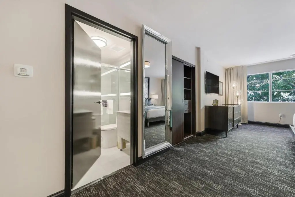 Venezia Hotel By At Mine Hospitality