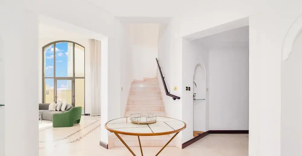 LUX Holiday Home - Frond E 1