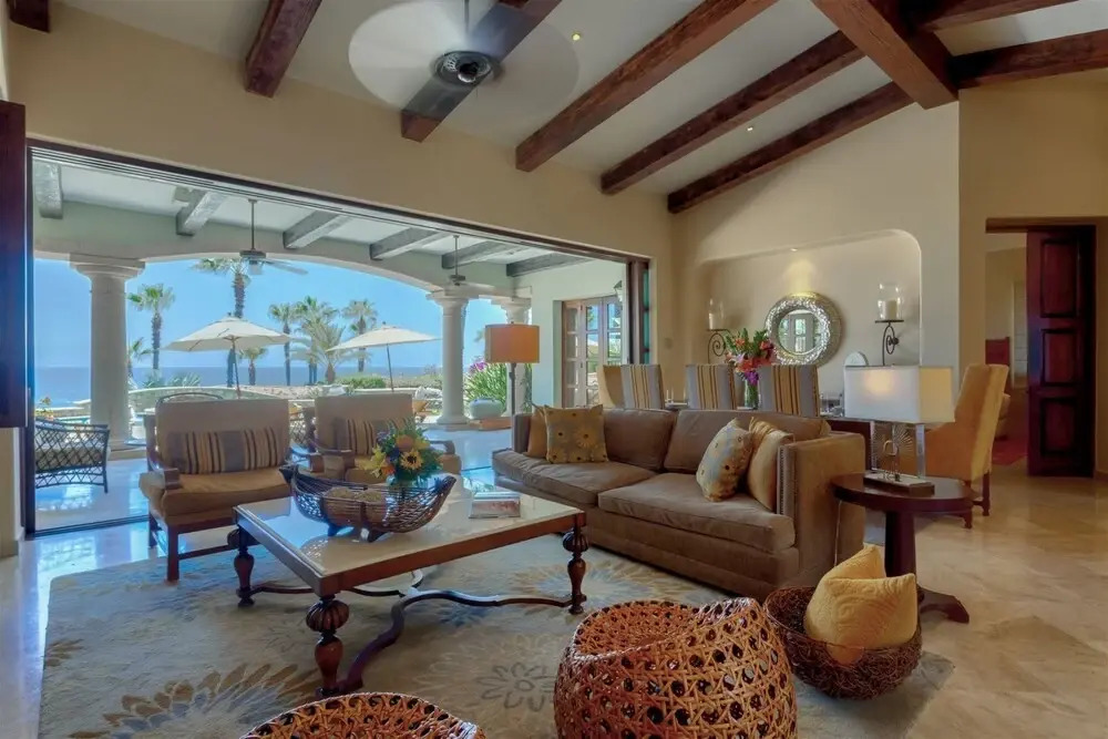 Villa Tranquila: 4 Bedroom Ocean View Villa Perfect for Relaxing at a Discounted Rate!