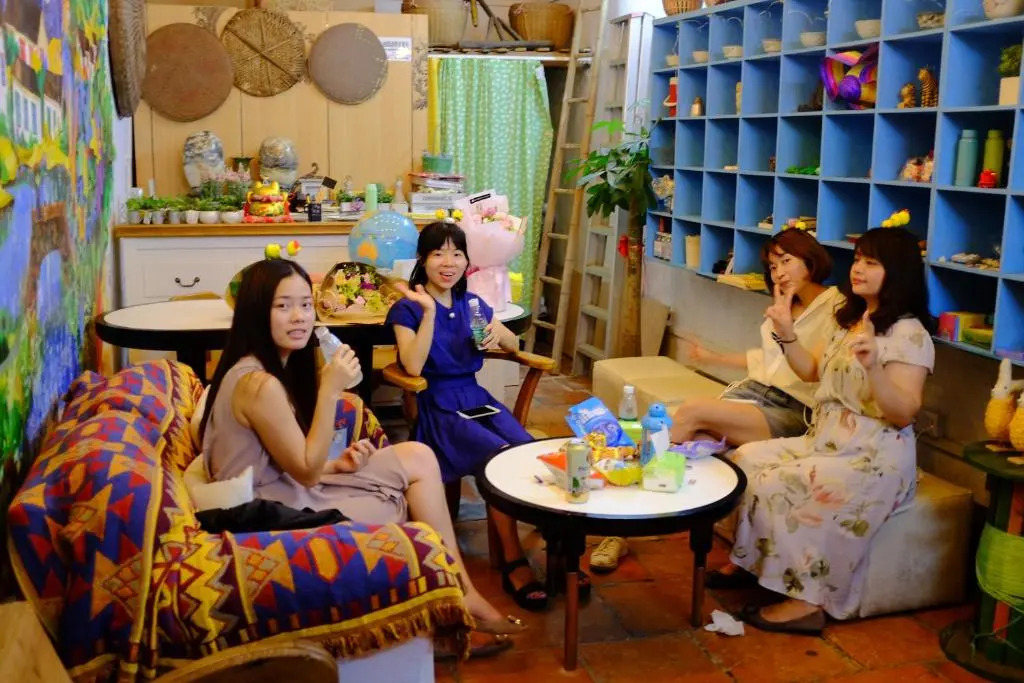 Yellow House Hostel Huizhou West Lake