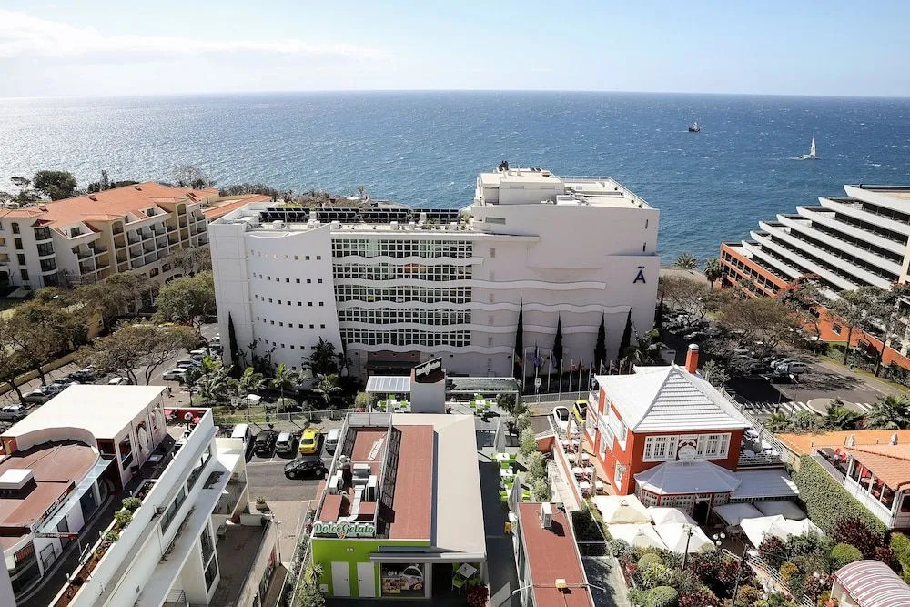 Monumental Apartments - Multi Listing