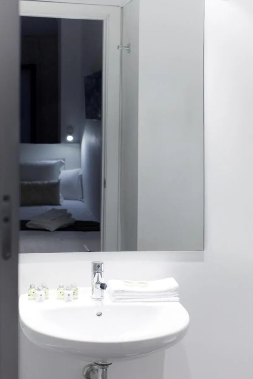 Puerta Catedral Apartments
