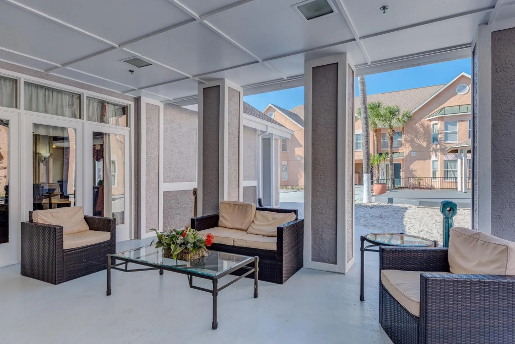 2 Room Celebration Disney Poolside Spa-golf Condo