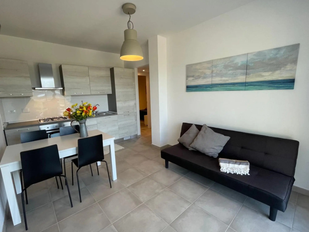 Three-room apartment.-San Michele 2