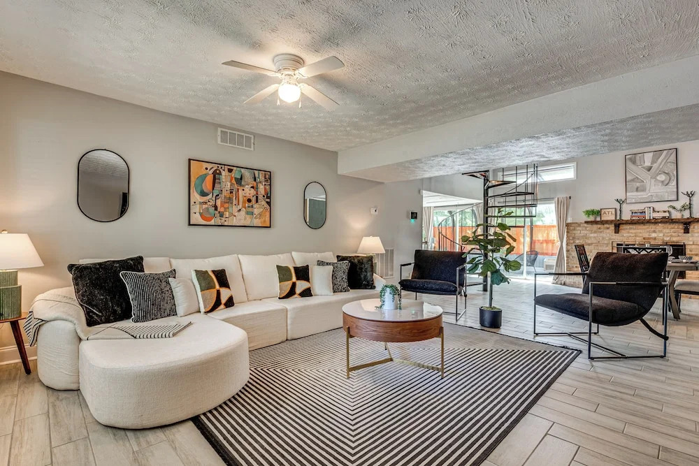 Explore Atl! Chic Home Base Near Mercedes-benz