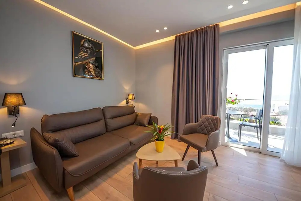 Azure Inn Hotel
