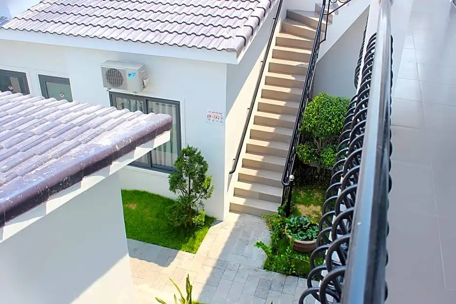 PHouse Hotel