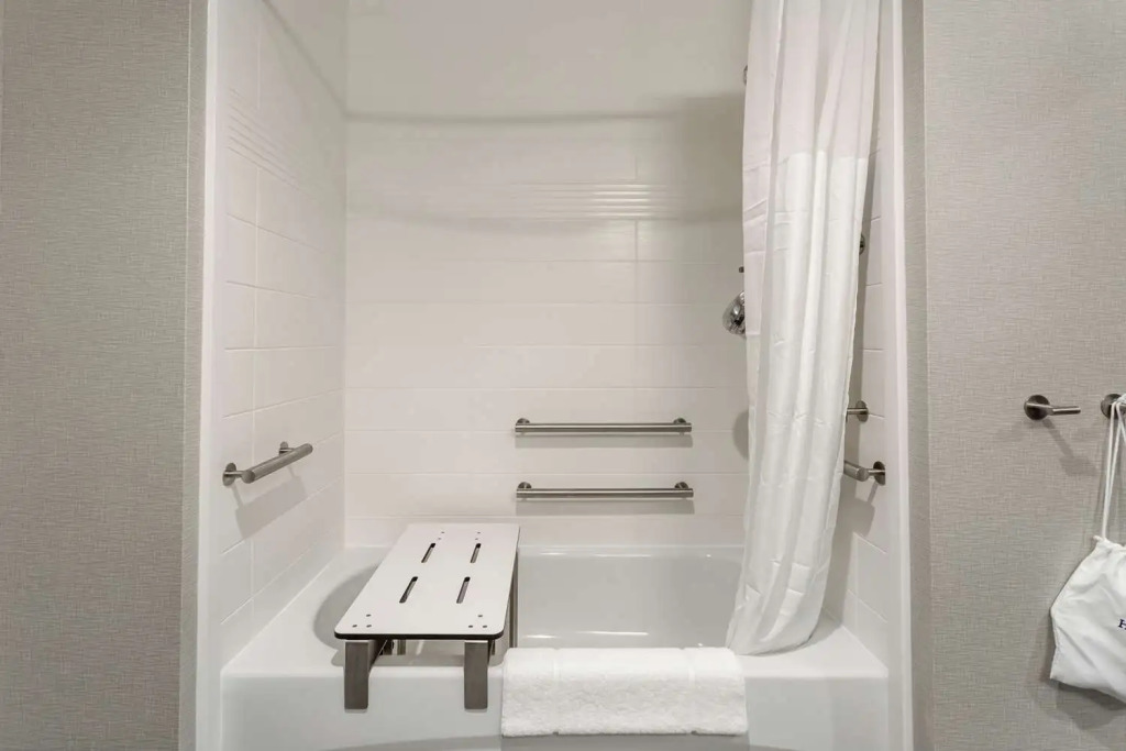 Hampton Inn Madison, OH