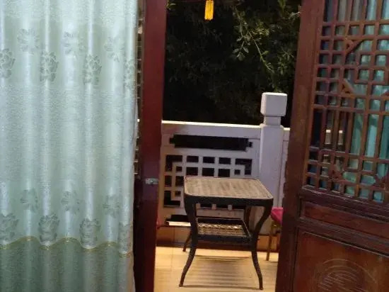 Yijiang Hostel
