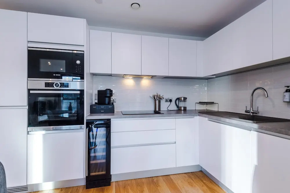 Sleek Apartment near the City Center