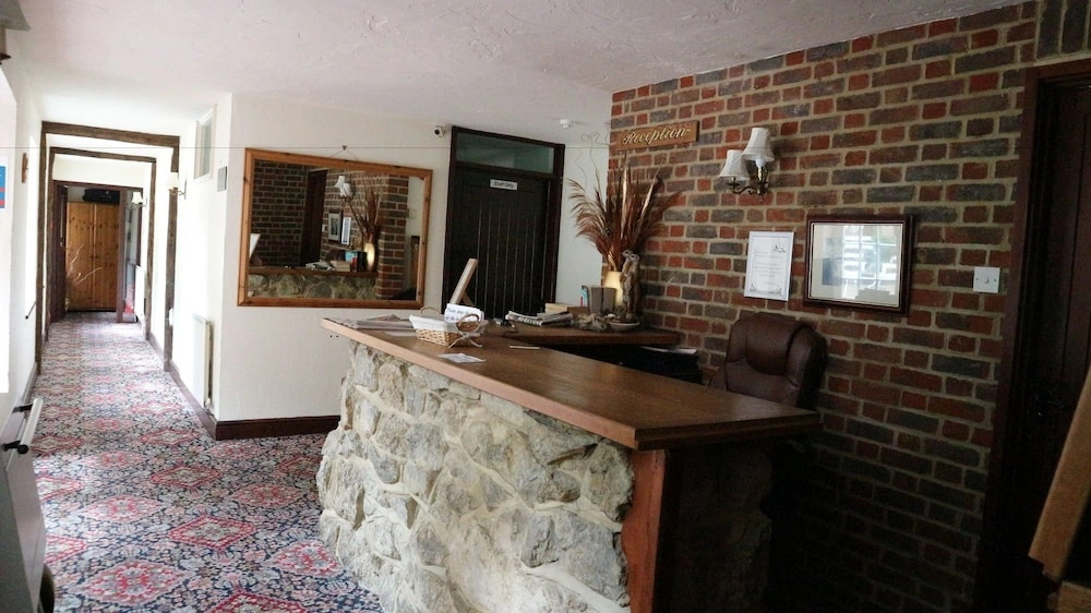 Harrow Inn