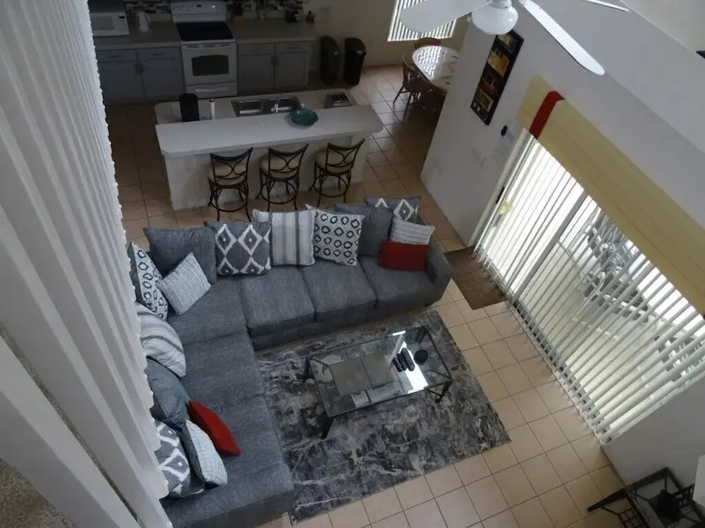 Charming 4-Bedroom Villa with Pool & Spa, Only 15 Minutes from Disney