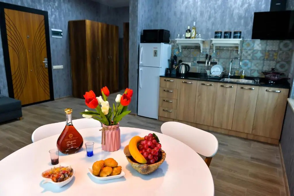 LIONS APARTMENT