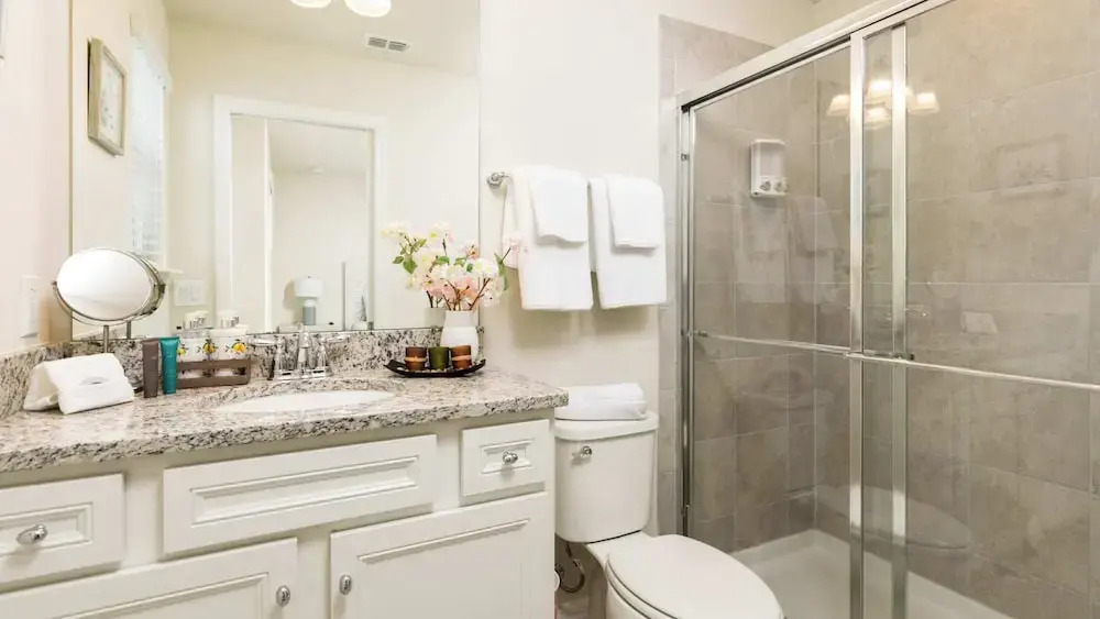 7BR Serene Home Close to Disney, Private Pool, Spa