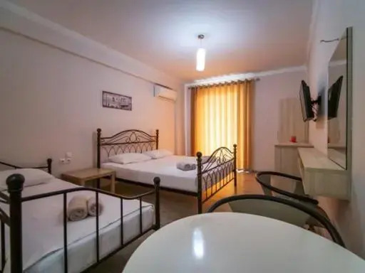 Vironas Rooms
