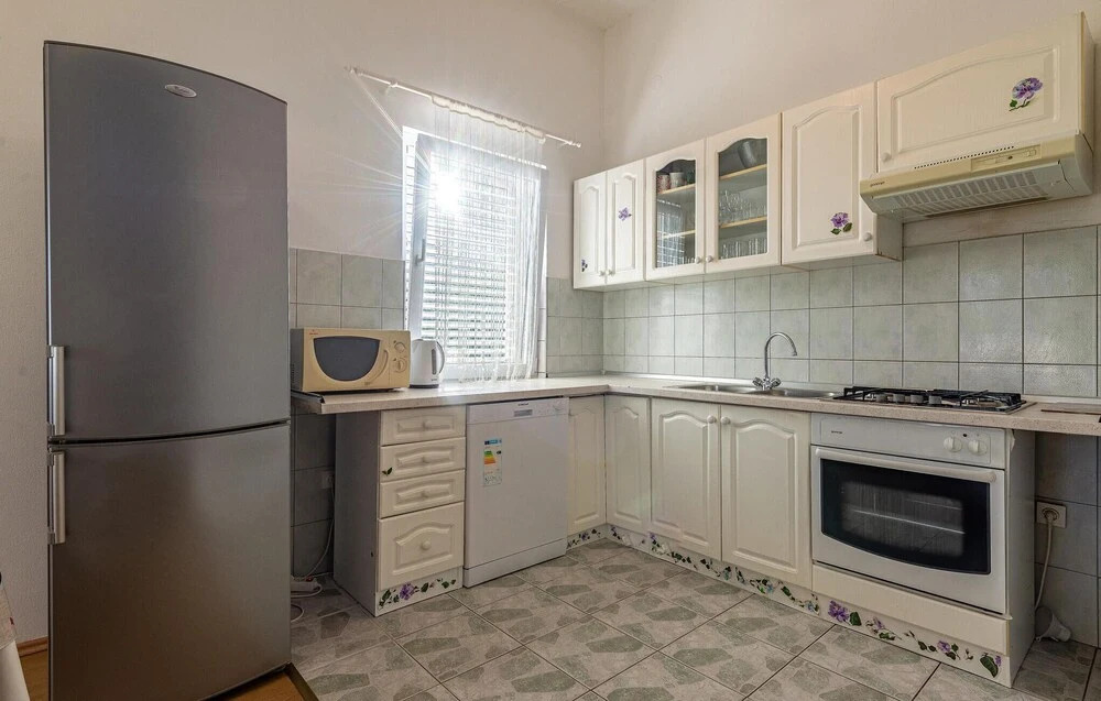 Nice Home in Pasman With 4 Bedrooms, Wifi and Outdoor Swimming Pool