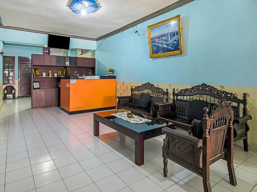 OYO 90926 Hotel Andalas Syariah Palu