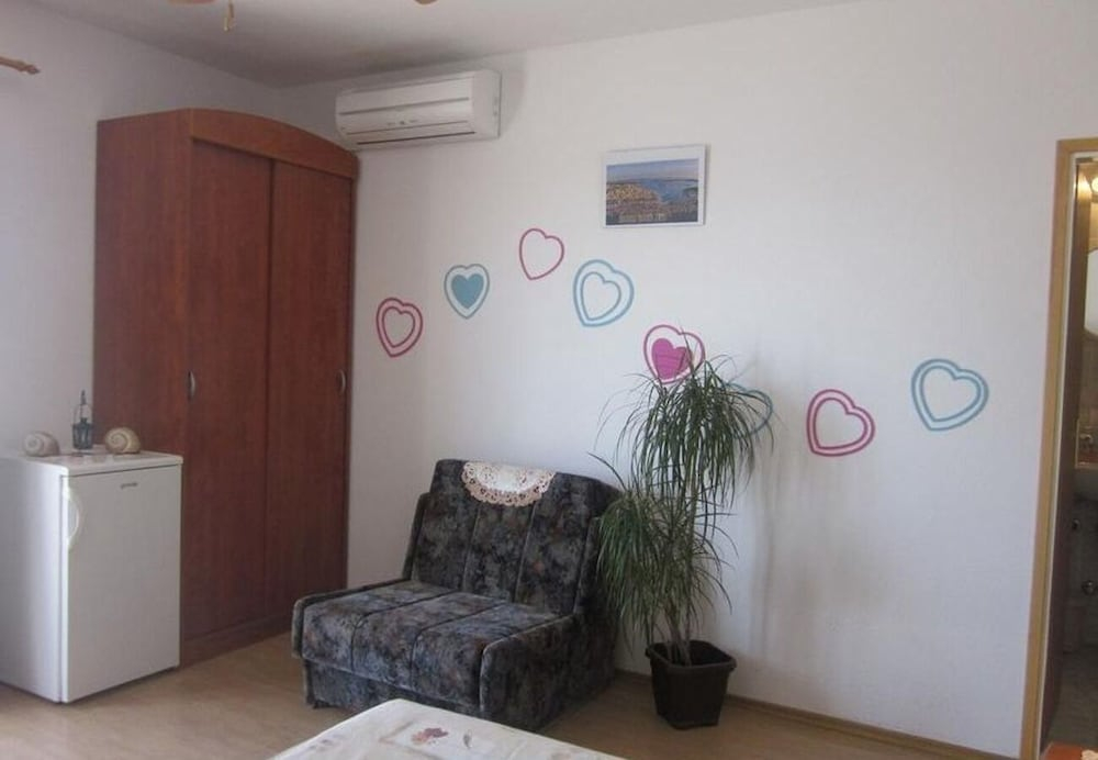 Apartments and Room Dar