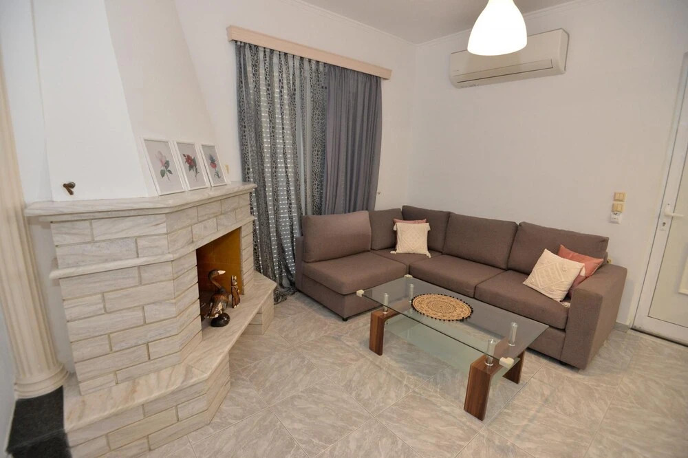 Nina s Apt in Ialysos Near the Beach