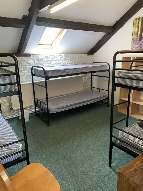 Sleeping Giant Bunkhouse