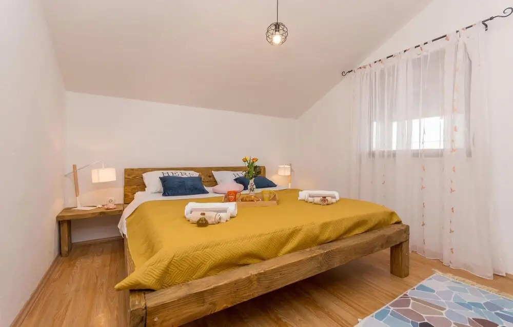 Stunning Home in Tinj With 3 Bedrooms, Wifi and Outdoor Swimming Pool