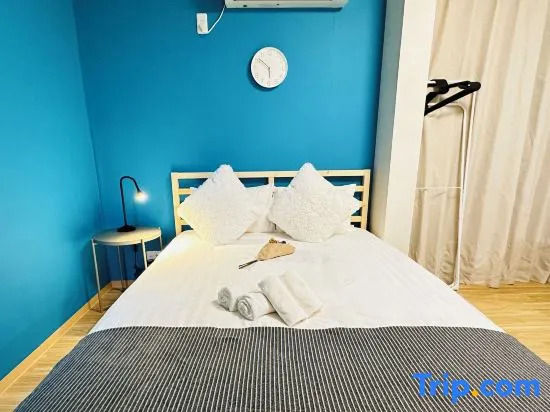 @home tusrumibashi　7 minutes on foot from Hanazono Station