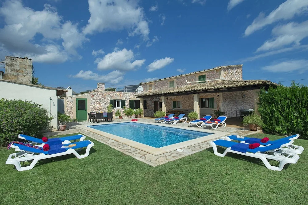 Villa Maria