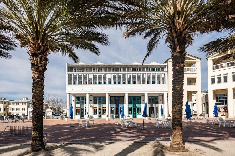 Tresor de la Mer 25 Central Square Unit 304 By Dune Vacation Rentals