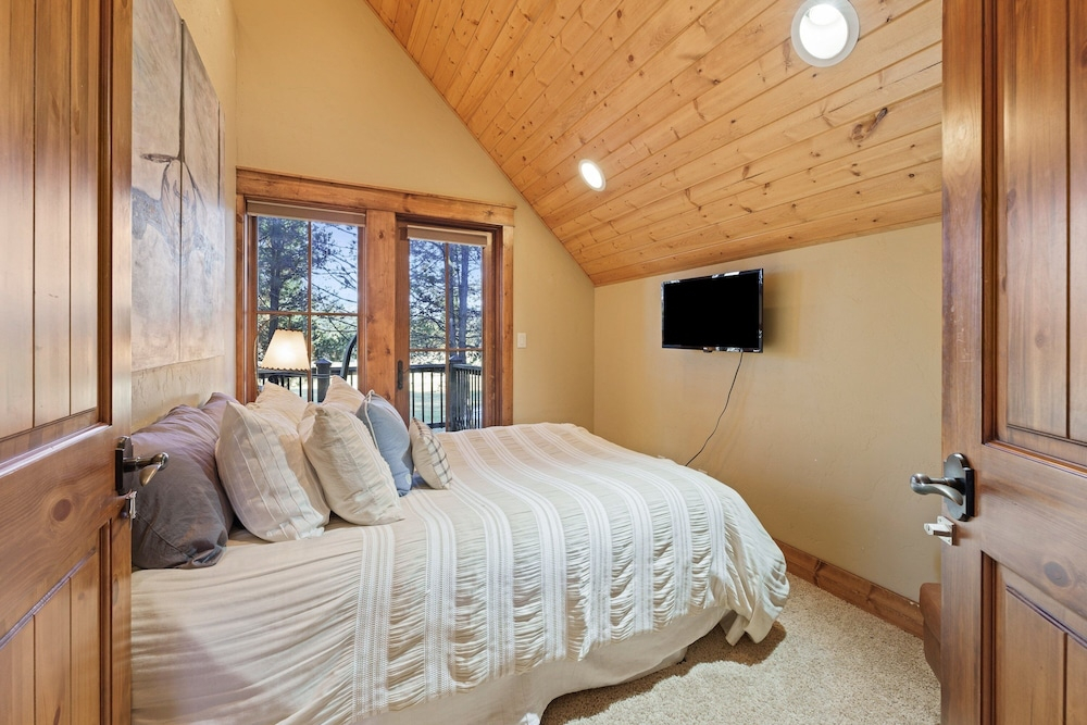 Deschutes Reserve 4 Bedroom Home