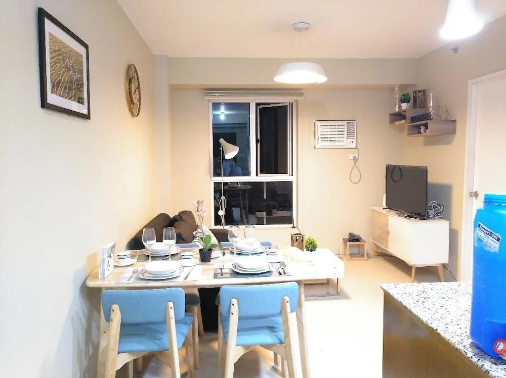 Cozy Studio Unit near Manila Airport With Swimming Pool, Full Kitchen 7A