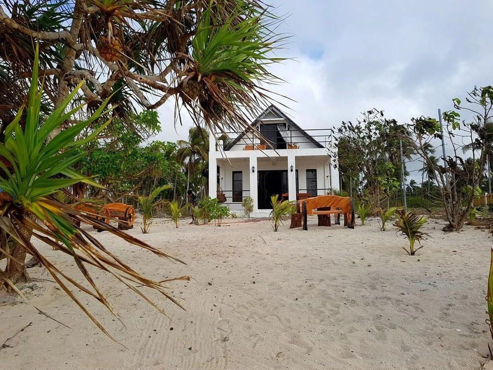 Traditional Filipino Villa Beachfront