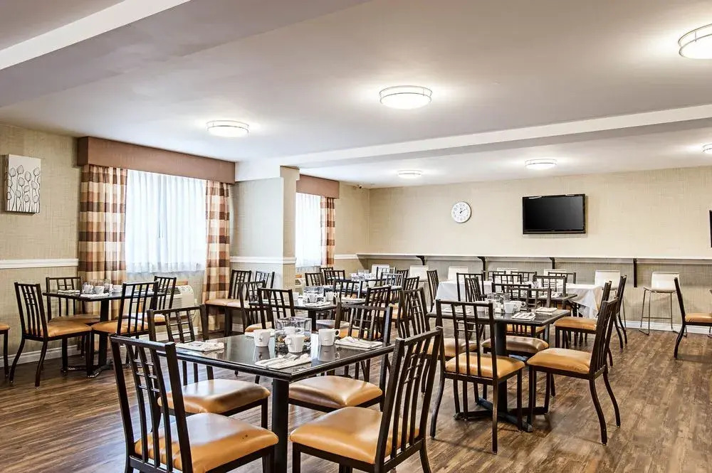 Quality Inn & Suites Pacific Seattle