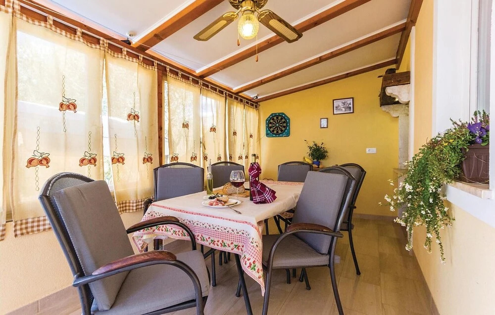 Stunning Home in Vodnjan With Wifi and 3 Bedrooms
